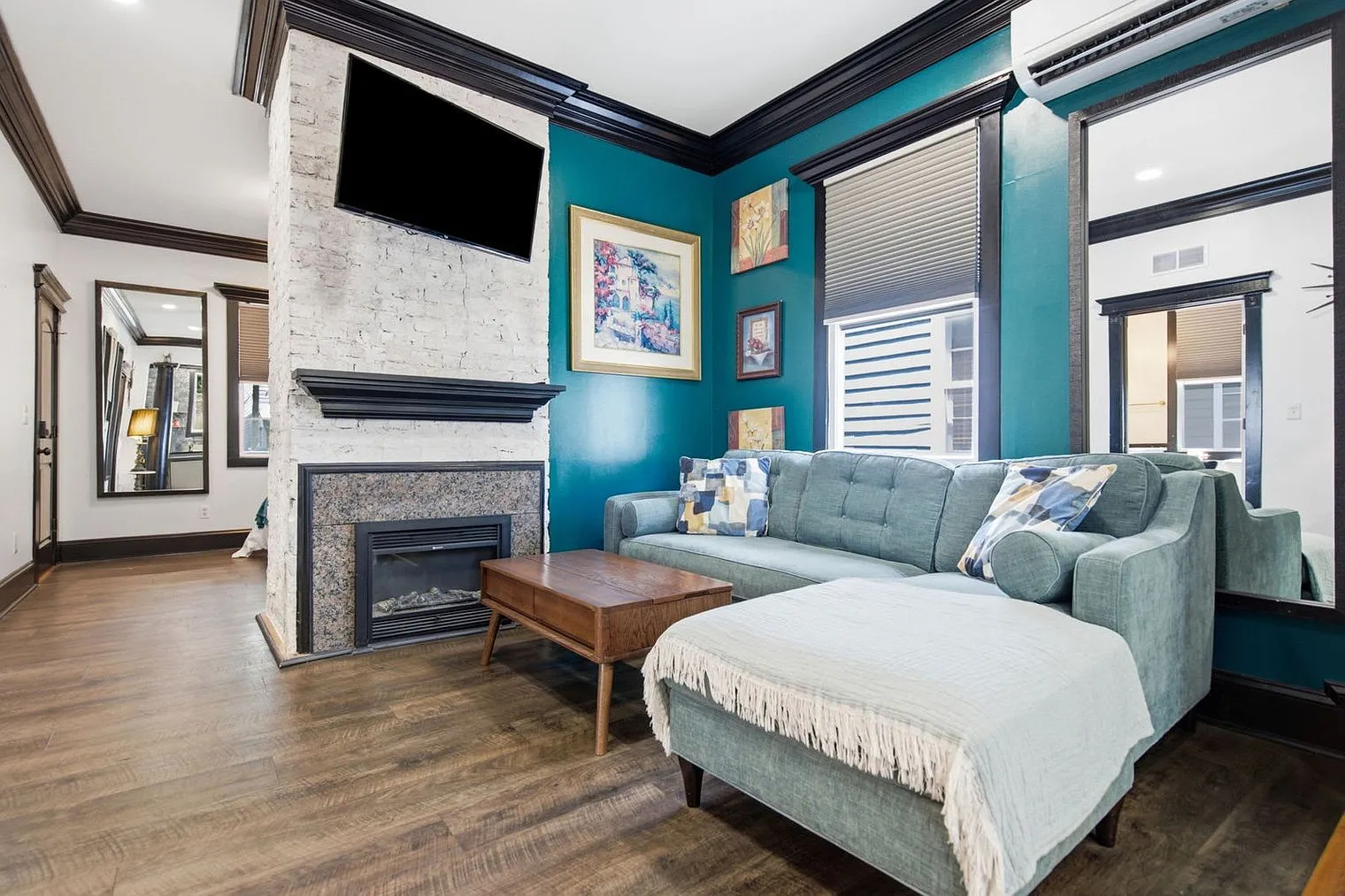 1 bed, 1.0 bath, $3,992 — Photo 4