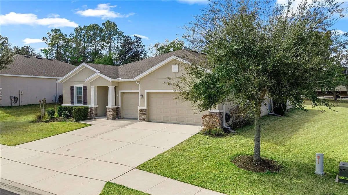 4 bed, 3.5 bath, $2,350 — Photo 3