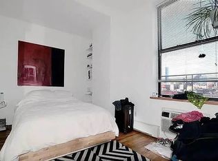77 Delancey St APT 5c, New York, NY 10002