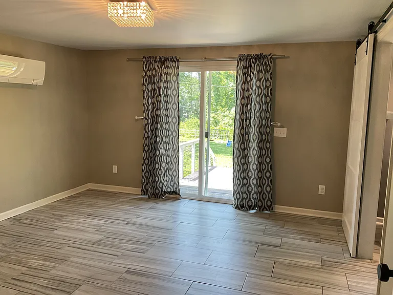 7506 Oak Ln — Photo 9