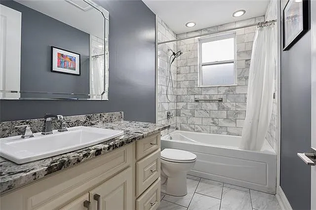 2 bed, 1.0 bath, 800 sqft, $1,900 — Photo 3