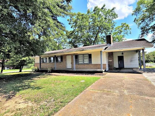 601 Clearview St SW, Decatur, AL 35601