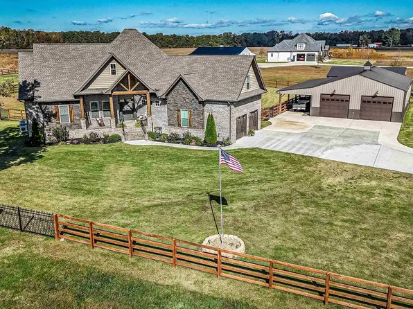 138 Banyon Rd, Toney, AL 35773