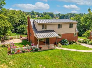 26 Seneca Rd, Pittsburgh, PA 15241