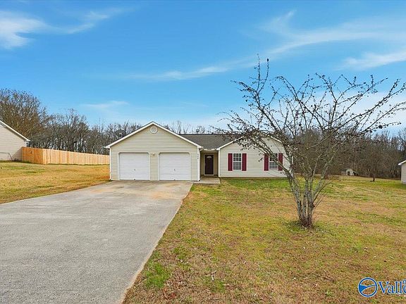 3rd image of 566 Henry Taylor Rd