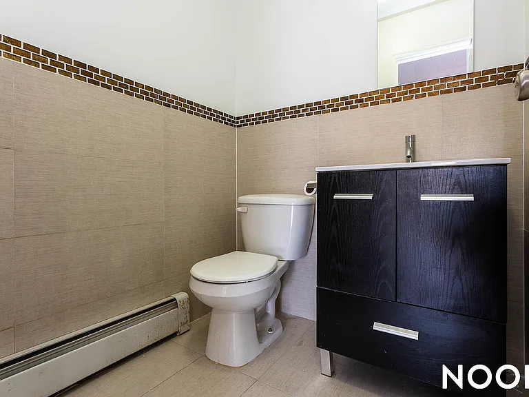 1204 Decatur St #2 — Photo 21