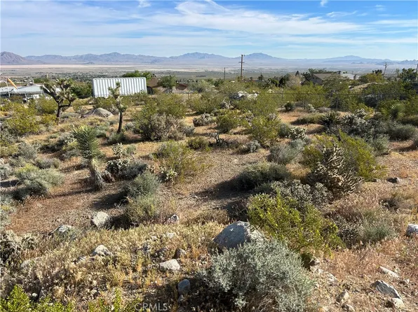 32410 Sapphire Rd #119, Lucerne Valley, CA 92356