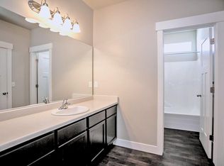 74 W Silver Springs Dr UNIT 906, Vineyard, UT 84059