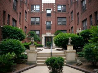917 W George St APT 1C, Chicago, IL 60657