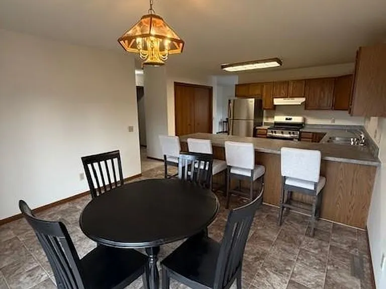 1627-1629 Rustic Dr — Photo 5