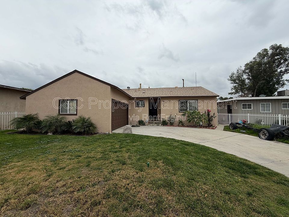 1st image of 1307 Pepper Tree Ln