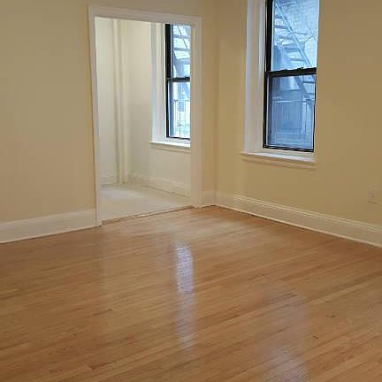 3rd image of 4309 47th Ave APT 3A