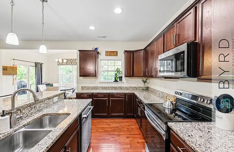 7413 Nicklaus Cir — Photo 11