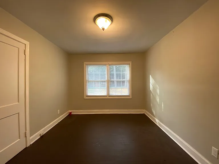 1425 Remount Rd — Photo 22