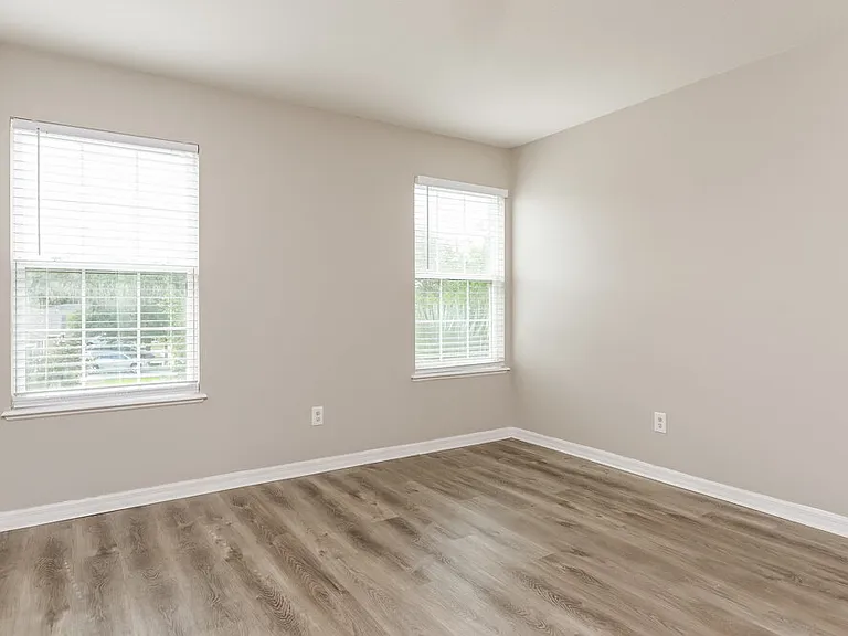4911 Windbourne Way — Photo 13