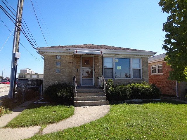 1st image of 4741 N Oketo Ave