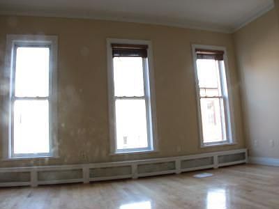 1st image of 209 Eckford St