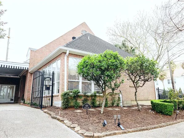 430 Leslie Ln, New Orleans, LA 70124