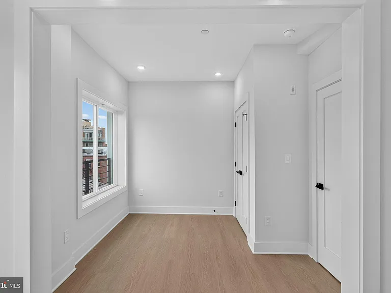 1650 Columbia Rd NW #401 — Photo 15
