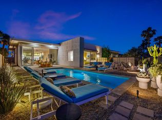 929 Bernardi Ln, Palm Springs, CA 92262