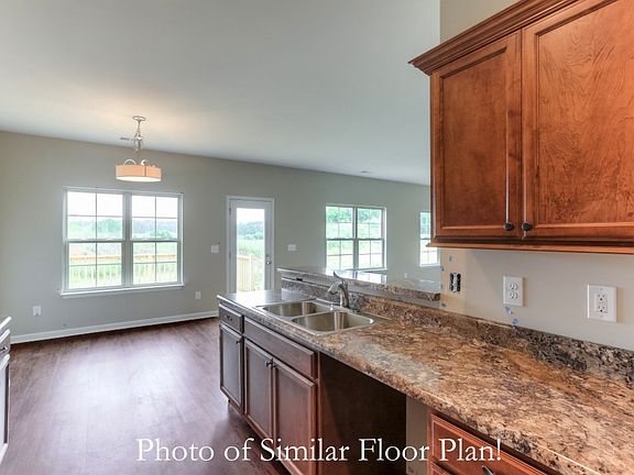 5th image of 4351 Freemark Dr