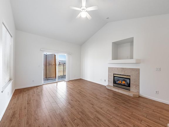5th image of 5582 Churchill Green Dr