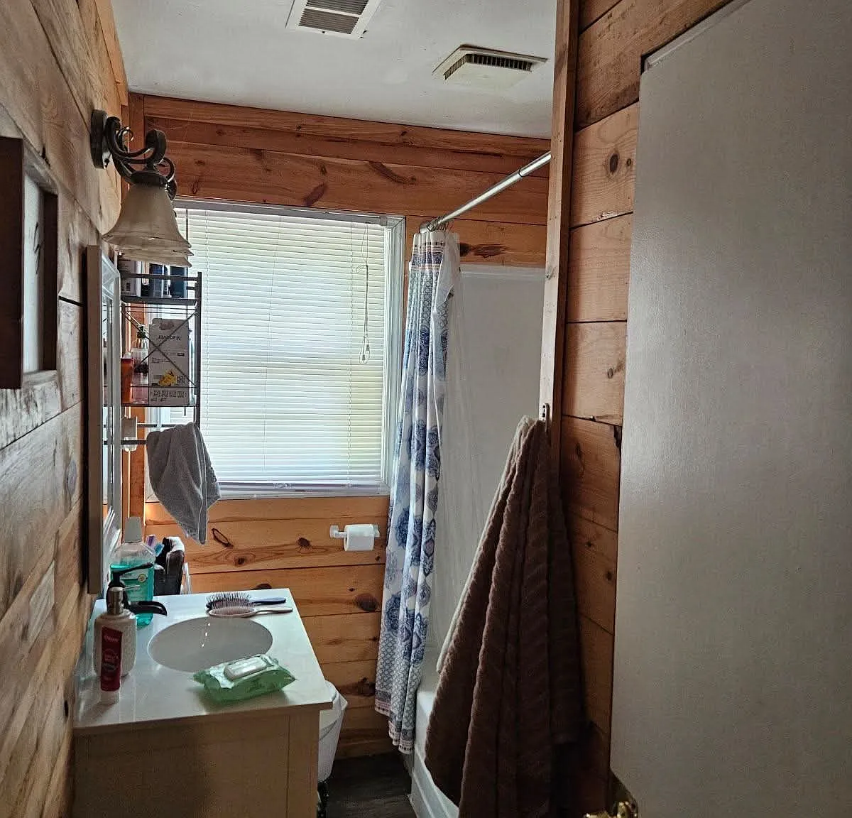 3 bed, 1100 sqft, $1,495 — Photo 4