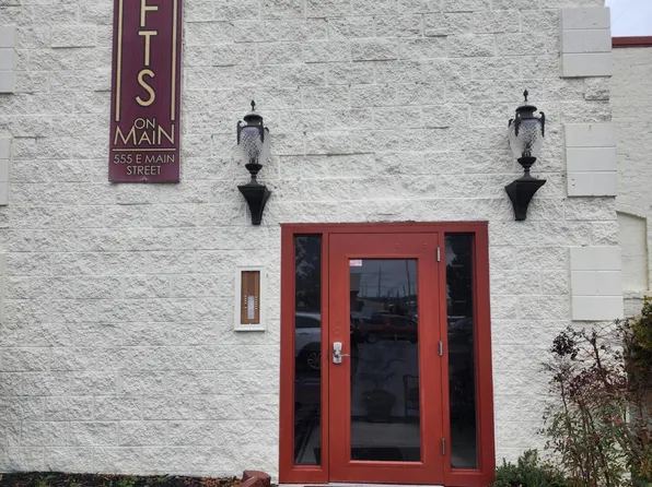 555 E Main St APT 211, Kingsport, TN 37660