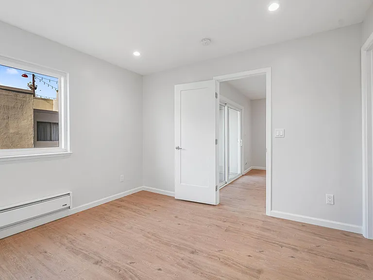 155 Pearl St #308 — Photo 20