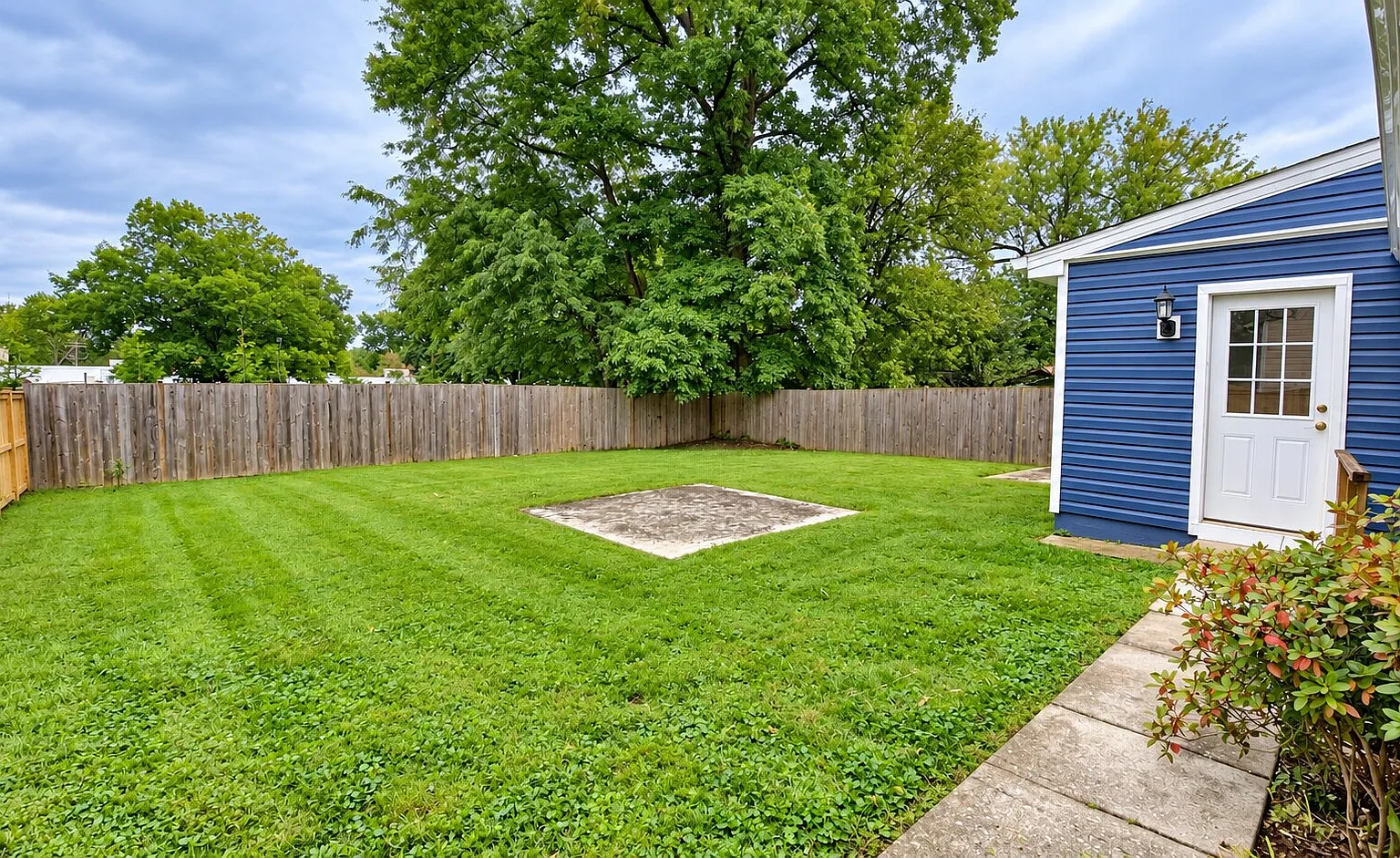 Charming & Updated 4-Bed Home Near Twinbrook Metro — Photo 3