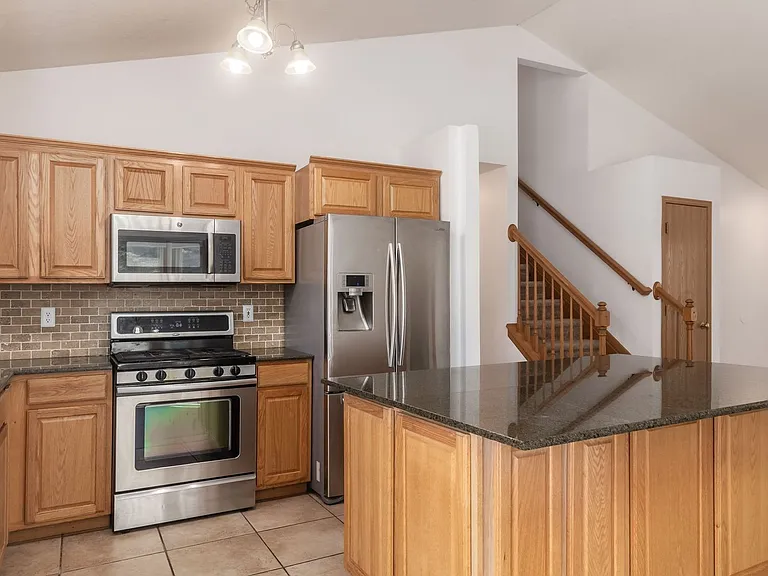 8577 Portwood Ln — Photo 11