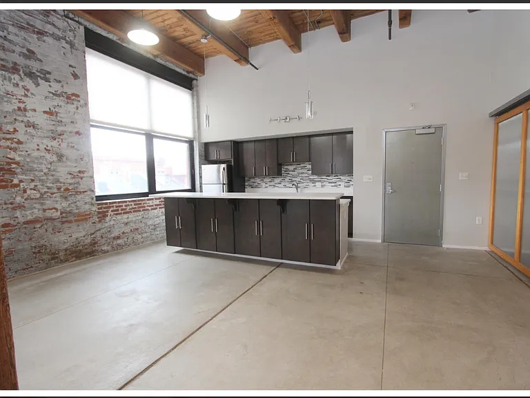 2501 Liberty Ave #2A — Photo 6