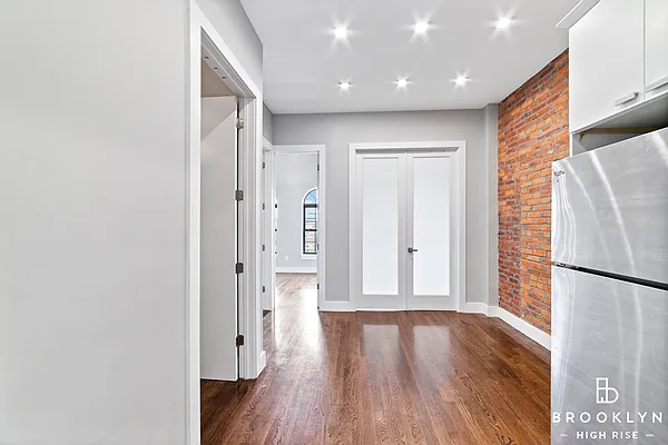 Rented by Brooklyn High Rise LLC | media 2