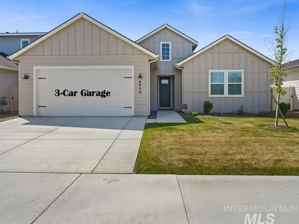 8959 W Moon River Dr, Star, ID 83669