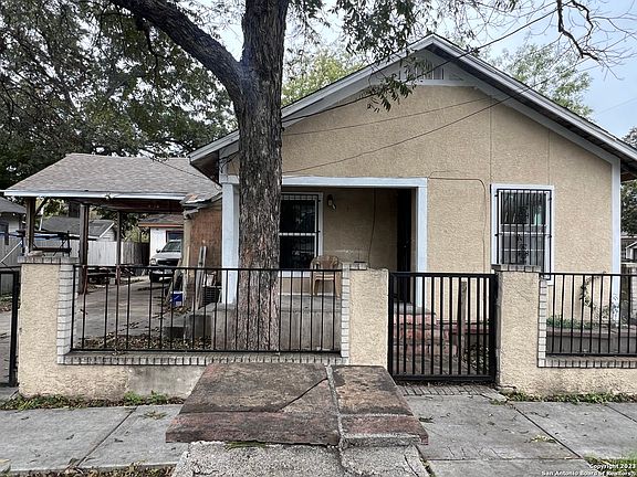 2nd image of 2322 EL PASO ST