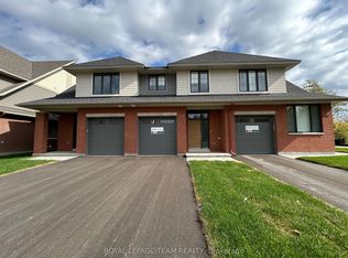1302 Whitlow Grass Way, Ottawa, ON K2W 1A1