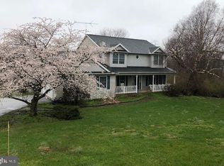 39 Highland Dr, Hanover, PA 17331