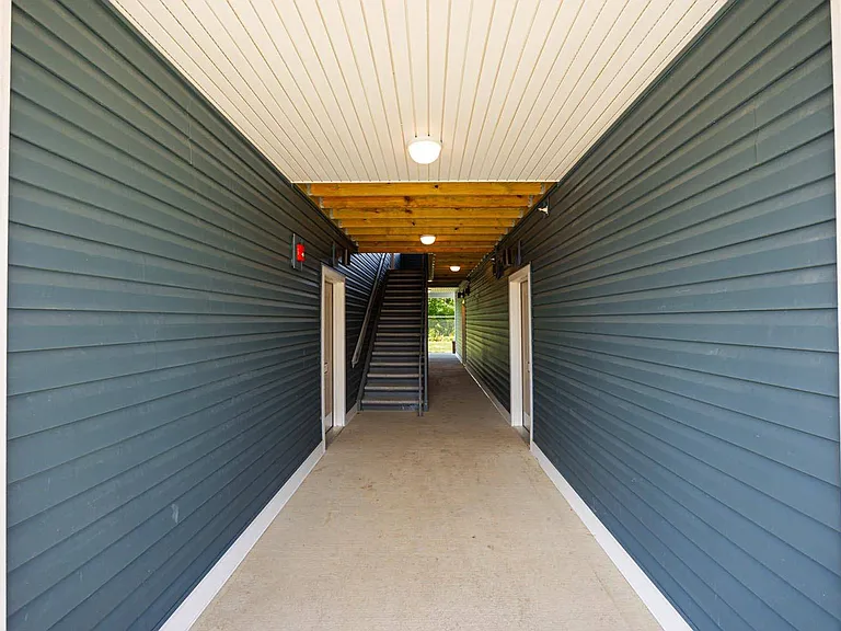 Broadleigh Lofts — Photo 25