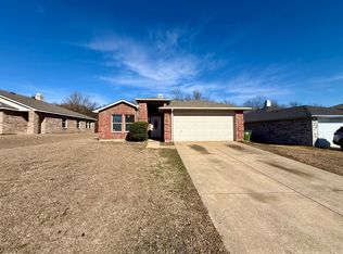 14733 Arborcrest Dr, Balch Springs, TX 75180