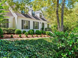 1213 Yorkshire Dr, High Point, NC 27262