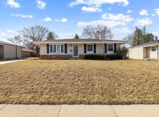 N84W14689 Menomonee Ave, Menomonee Falls, WI 53051