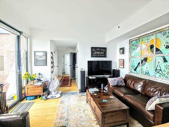 5th image of 329 E 132nd St Penthouse Cc