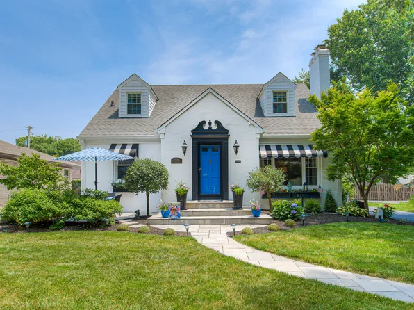 7035 Broadway St, Indianapolis, IN 46220