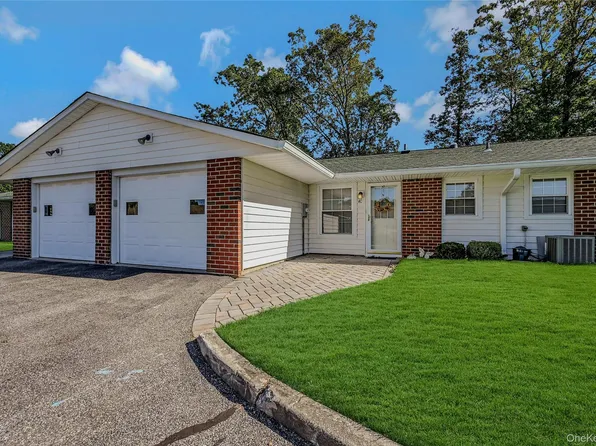 4 C Guilford Court #4 C, Ridge, NY 11961