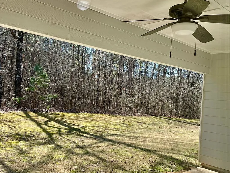 373 Southgate Dr — Photo 30