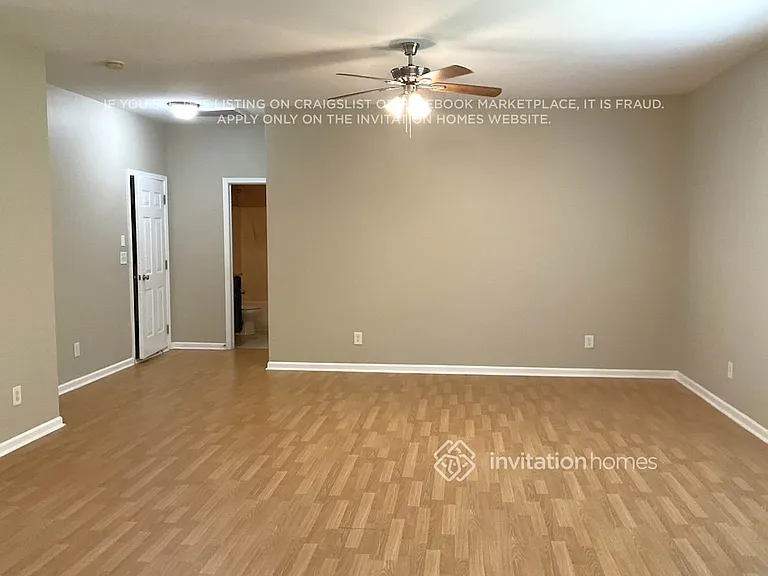 3832 Broadwater Ct — Photo 4