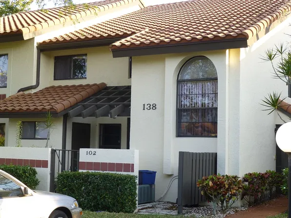 5896 S End Lake Dr APT 102, Boynton Beach, FL 33437