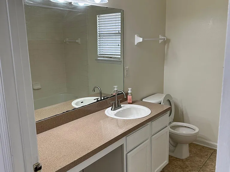 12083 Footman Ct — Photo 13