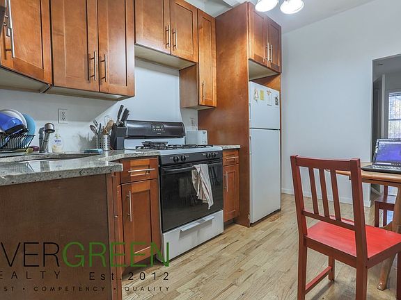 5th image of 233 Troutman St APT 2B