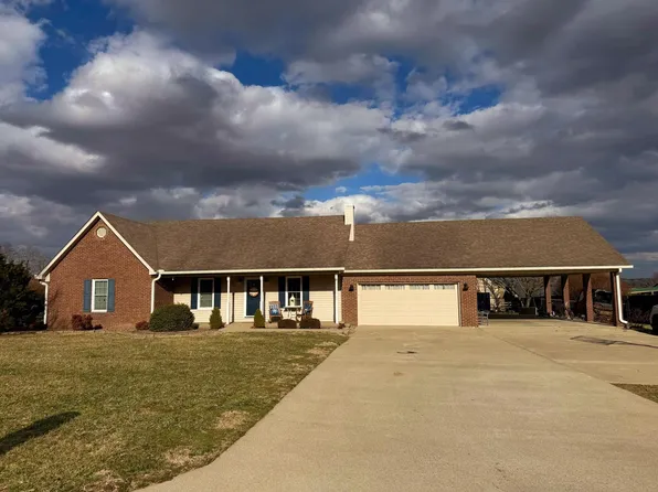 52 Hancock St, Hustonville, KY 40437